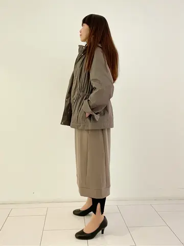 自由区 L スタッフ コーディネート画像