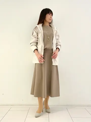 自由区 L スタッフ コーディネート画像