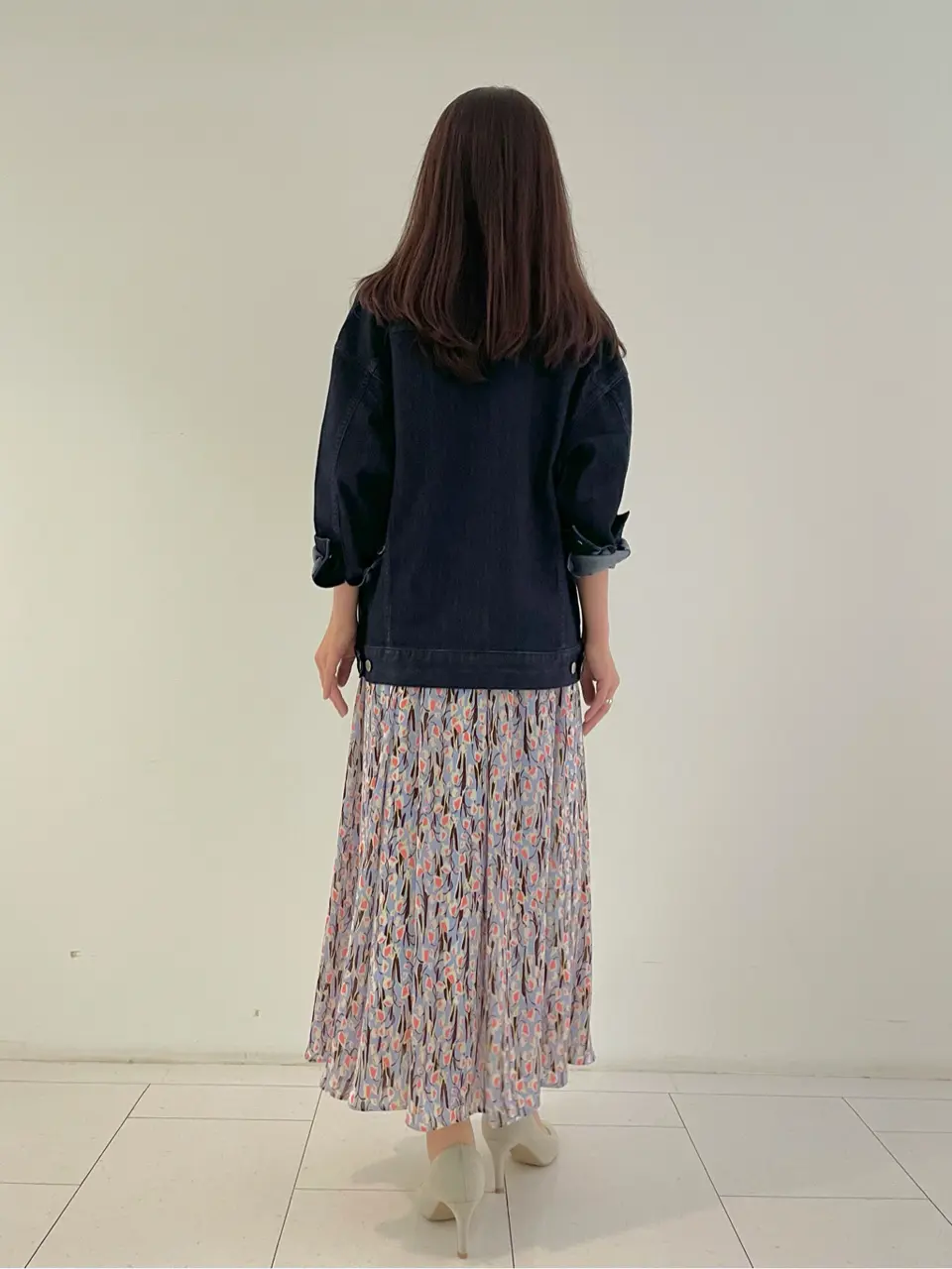 自由区 L スタッフ コーディネート画像