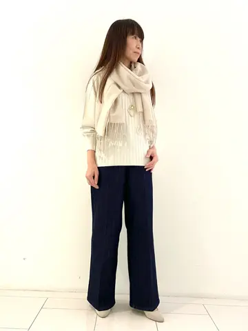 自由区 L スタッフ コーディネート画像