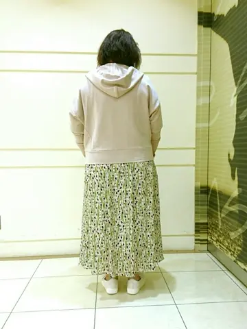 自由区 L 藤原 コーディネート画像