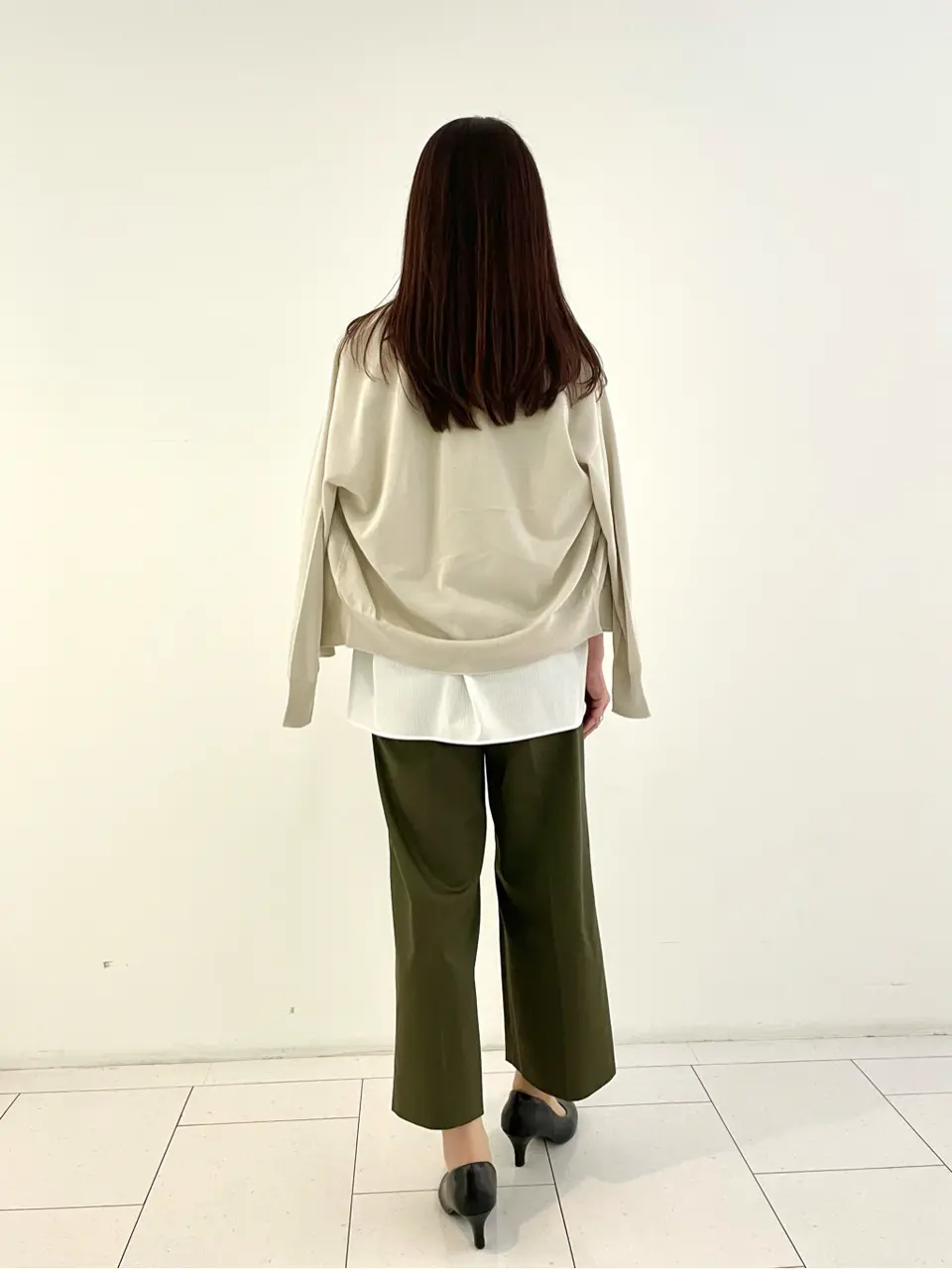 自由区 L スタッフ コーディネート画像