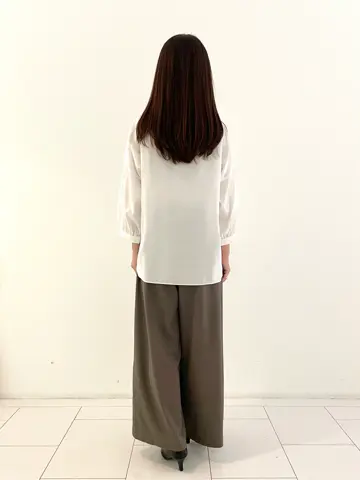 自由区 L スタッフ コーディネート画像