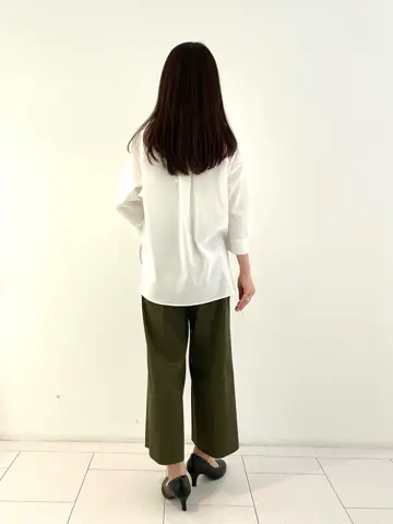 自由区 L スタッフ コーディネート画像