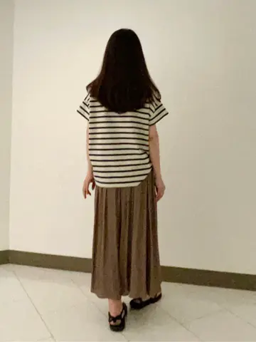 自由区 L スタッフ コーディネート画像