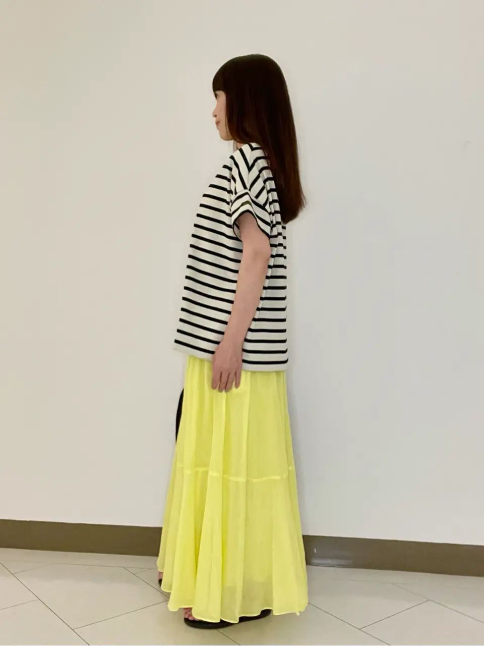 自由区 L スタッフ コーディネート画像