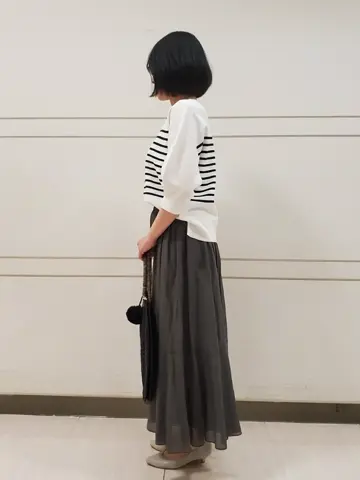 自由区 L スタッフ コーディネート画像