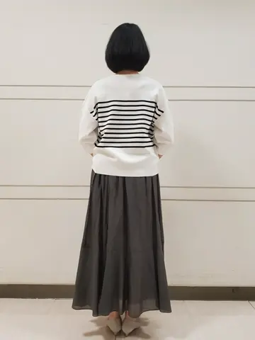 自由区 L スタッフ コーディネート画像