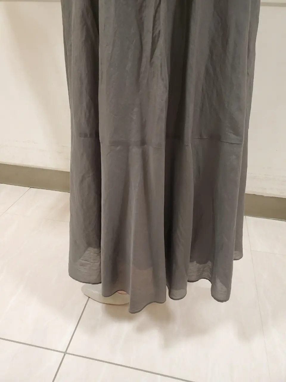 自由区 L スタッフ コーディネート画像