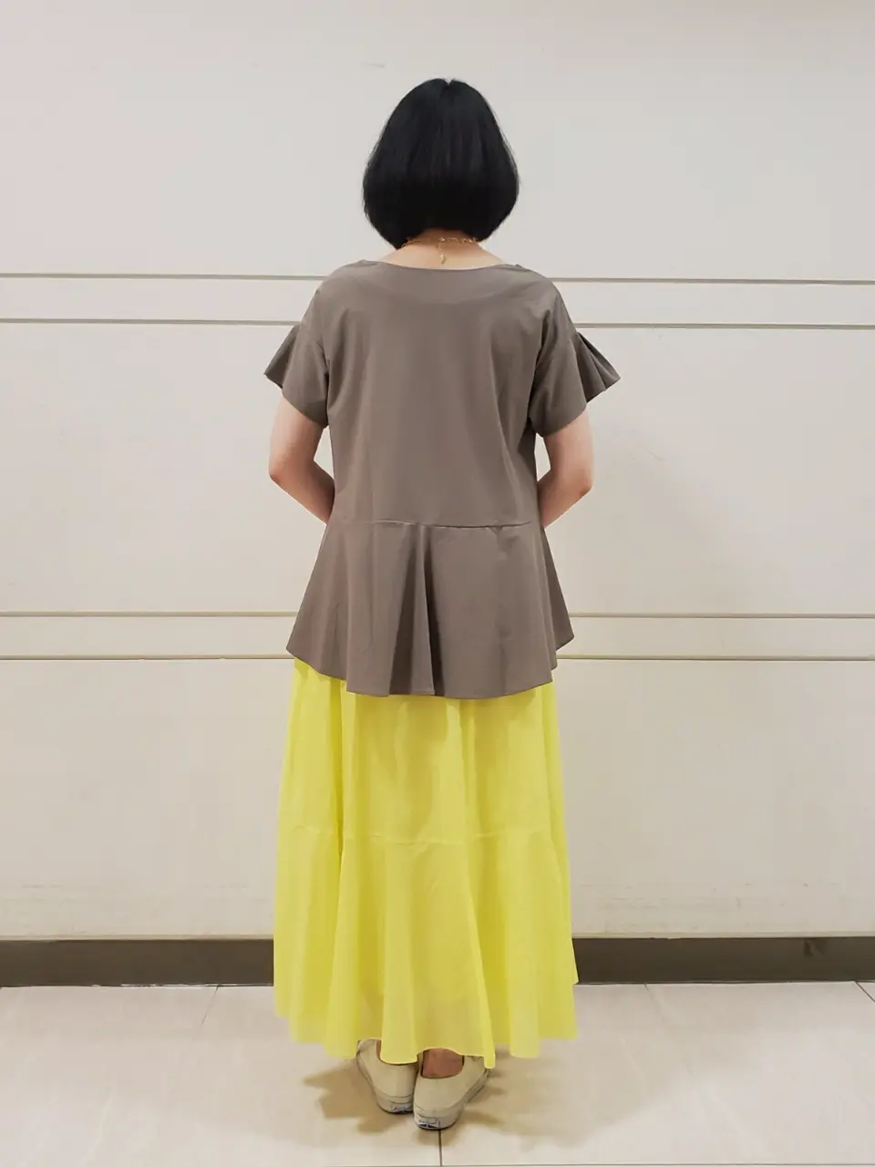 自由区 L スタッフ コーディネート画像