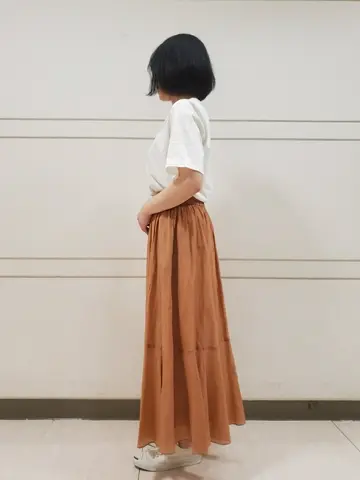 自由区 L スタッフ コーディネート画像