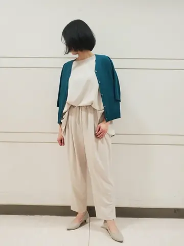 自由区 L スタッフ コーディネート画像