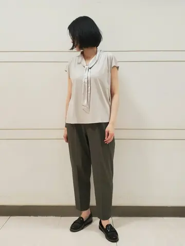 自由区 L スタッフ コーディネート画像