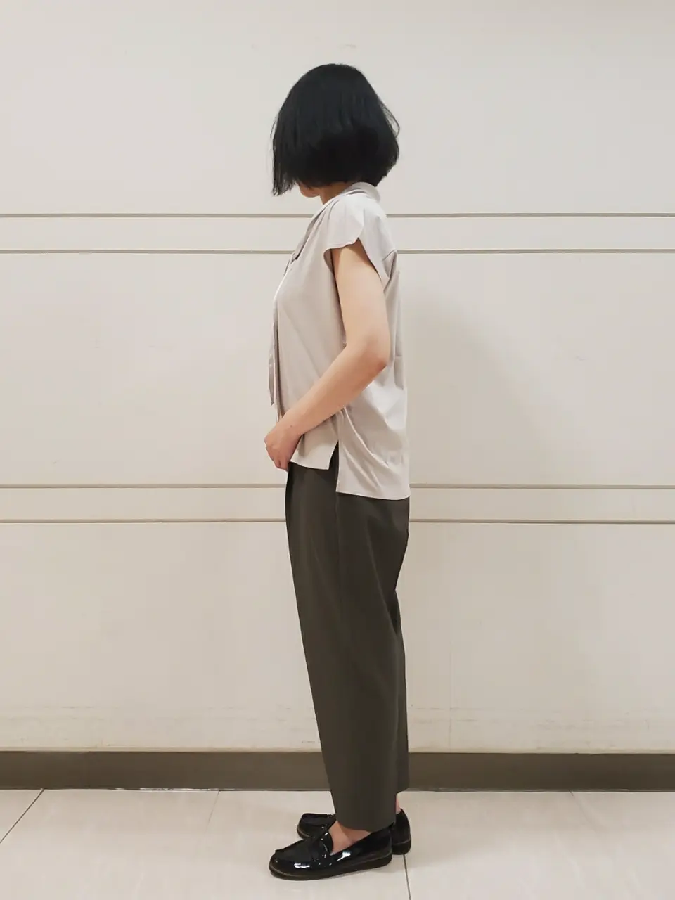 自由区 L スタッフ コーディネート画像