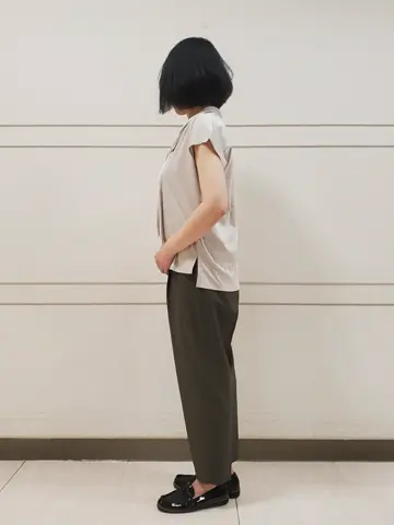 自由区 L スタッフ コーディネート画像