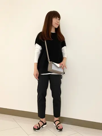 自由区 L スタッフ コーディネート画像