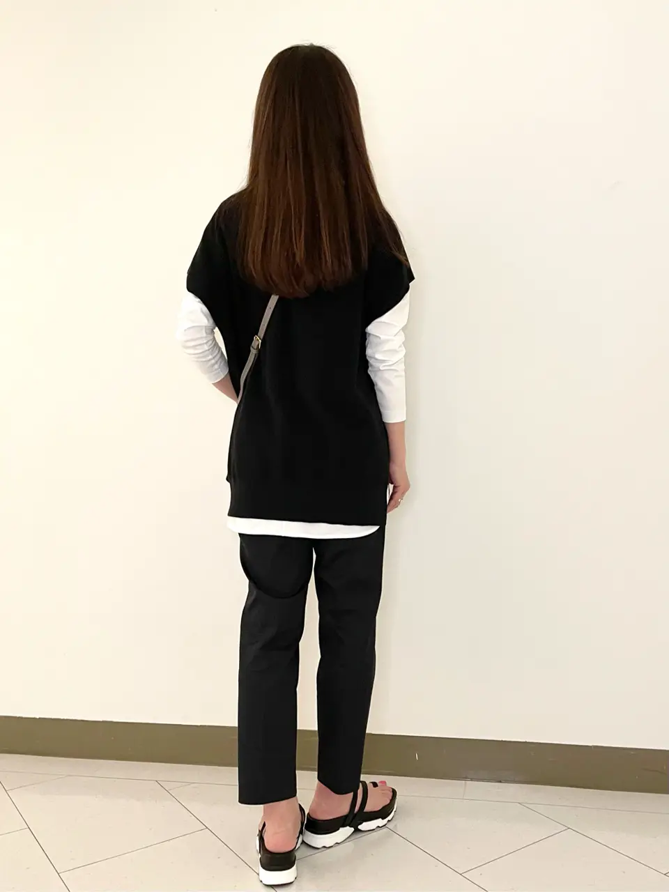 自由区 L スタッフ コーディネート画像