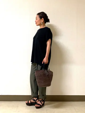 自由区 L 坂本 コーディネート画像