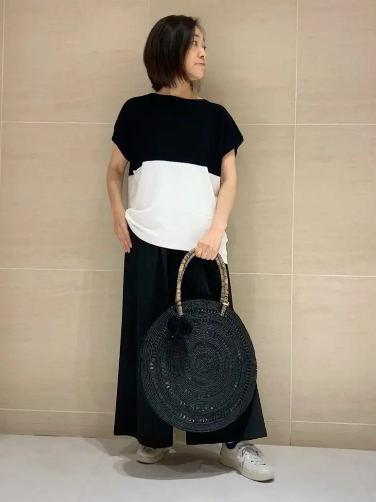 自由区 L 中島 コーディネート画像