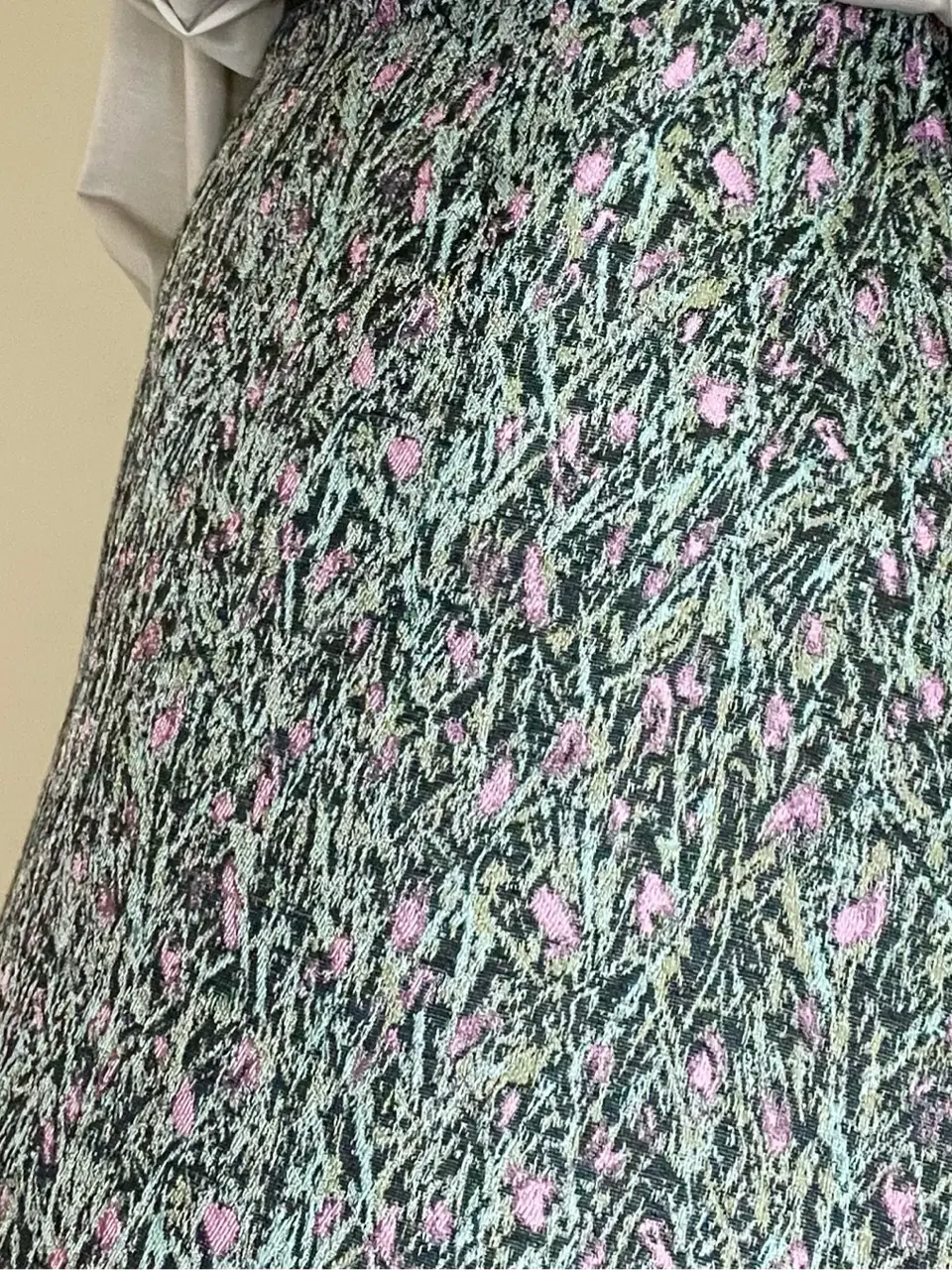 自由区 L スタッフ コーディネート画像