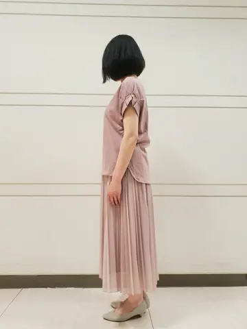 自由区 L スタッフ コーディネート画像