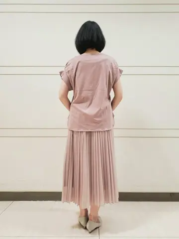 自由区 L スタッフ コーディネート画像