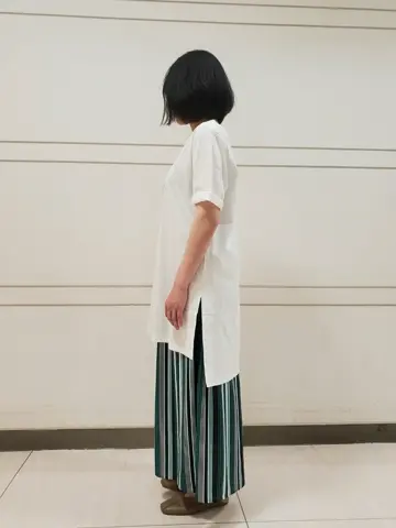 自由区 L スタッフ コーディネート画像