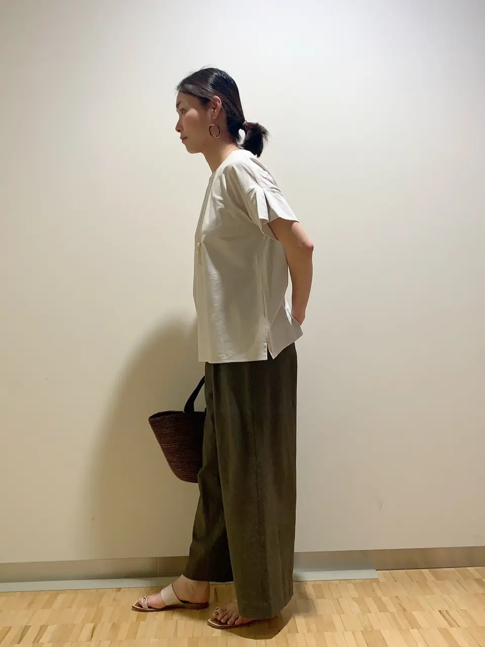 自由区 L 河野 コーディネート画像