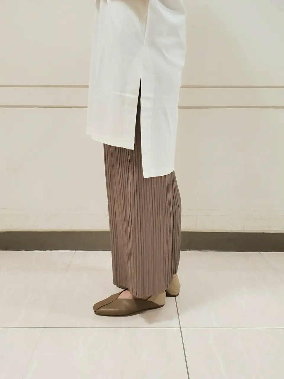 自由区 L スタッフ コーディネート画像