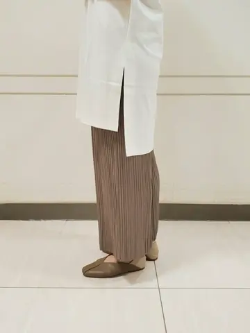 自由区 L スタッフ コーディネート画像