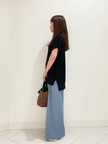 自由区 L スタッフ コーディネート画像