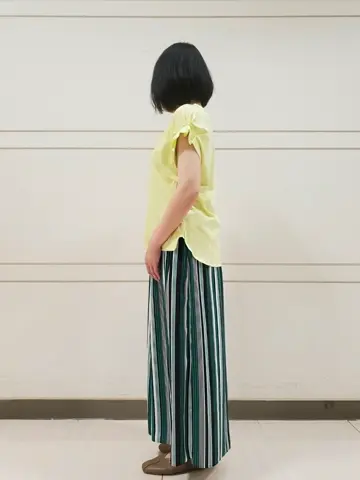 自由区 L スタッフ コーディネート画像