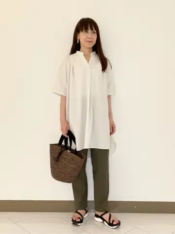 自由区 L スタッフ コーディネート画像