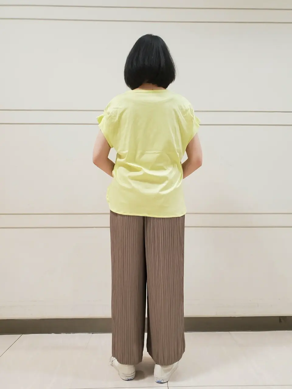 自由区 L スタッフ コーディネート画像