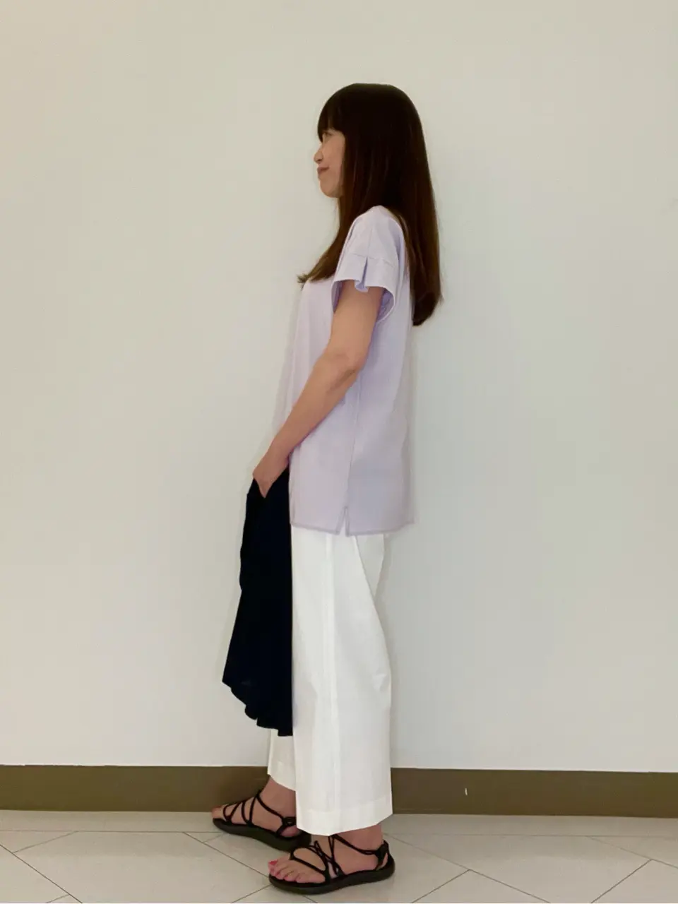 自由区 L スタッフ コーディネート画像