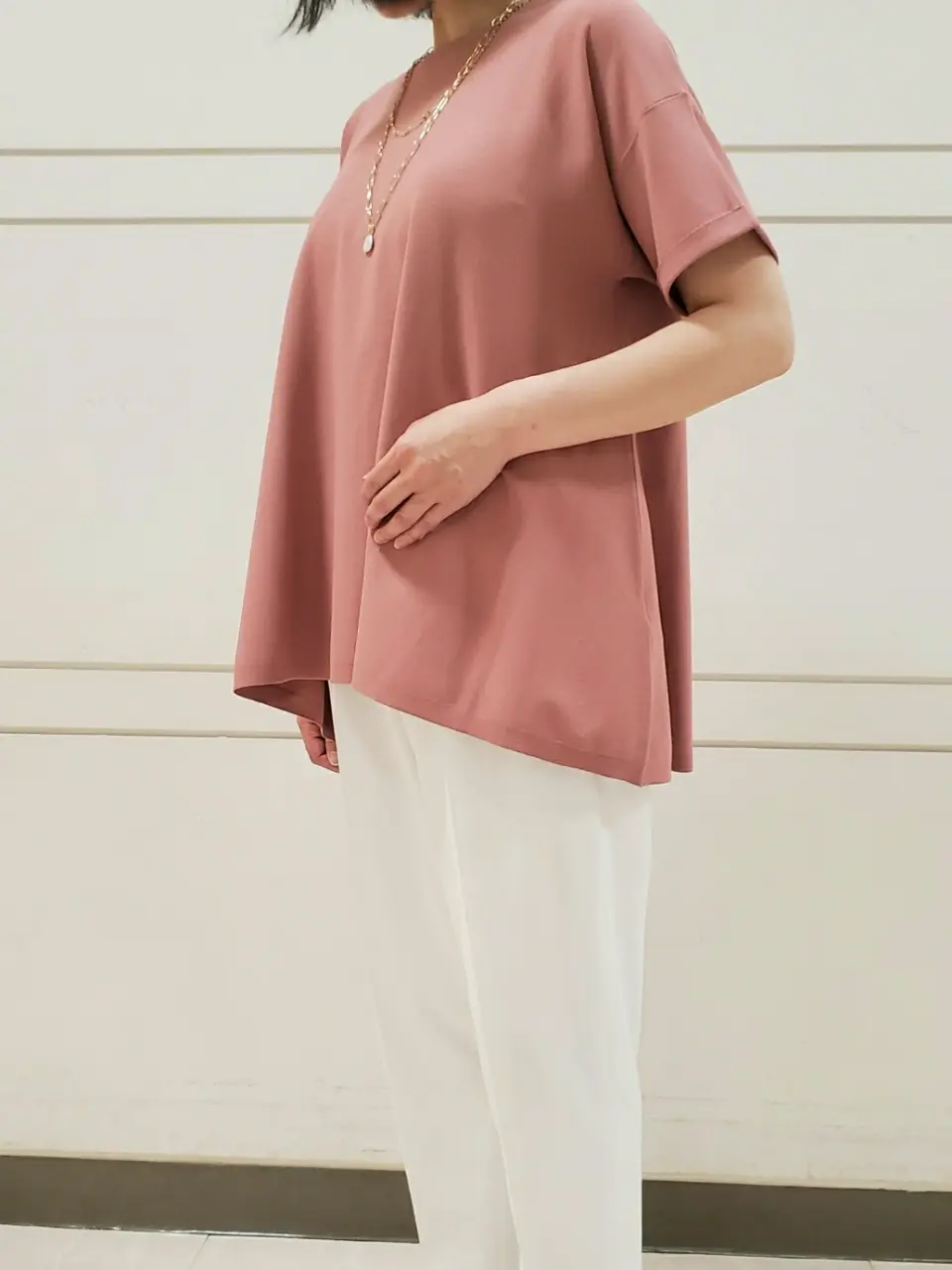 自由区 L スタッフ コーディネート画像