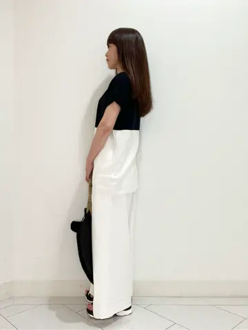 自由区 L スタッフ コーディネート画像