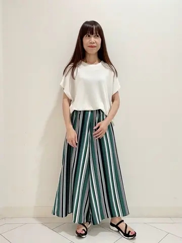 自由区 L スタッフ コーディネート画像