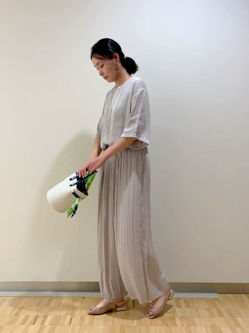 自由区 L 河野 コーディネート画像