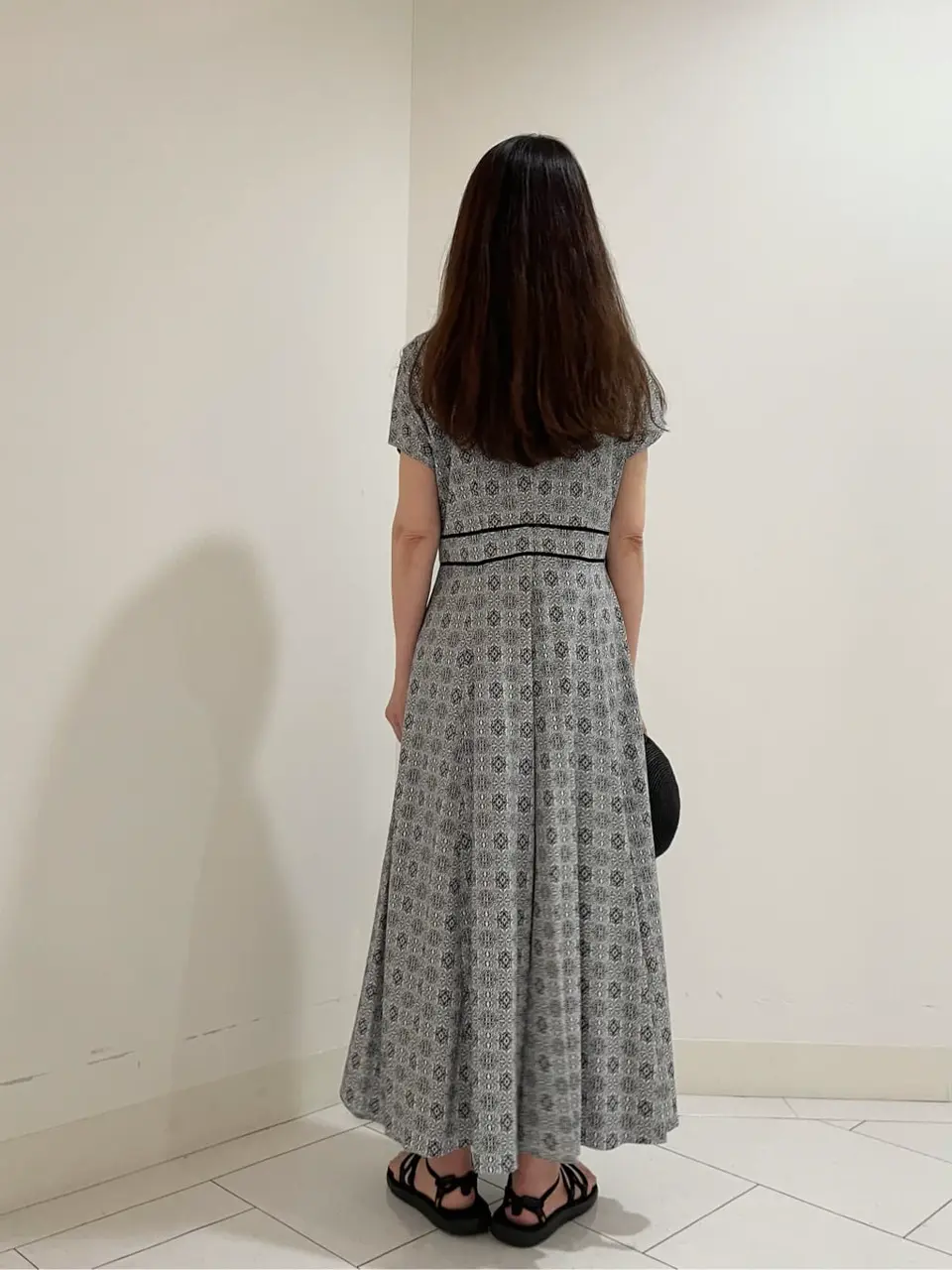 自由区 L スタッフ コーディネート画像