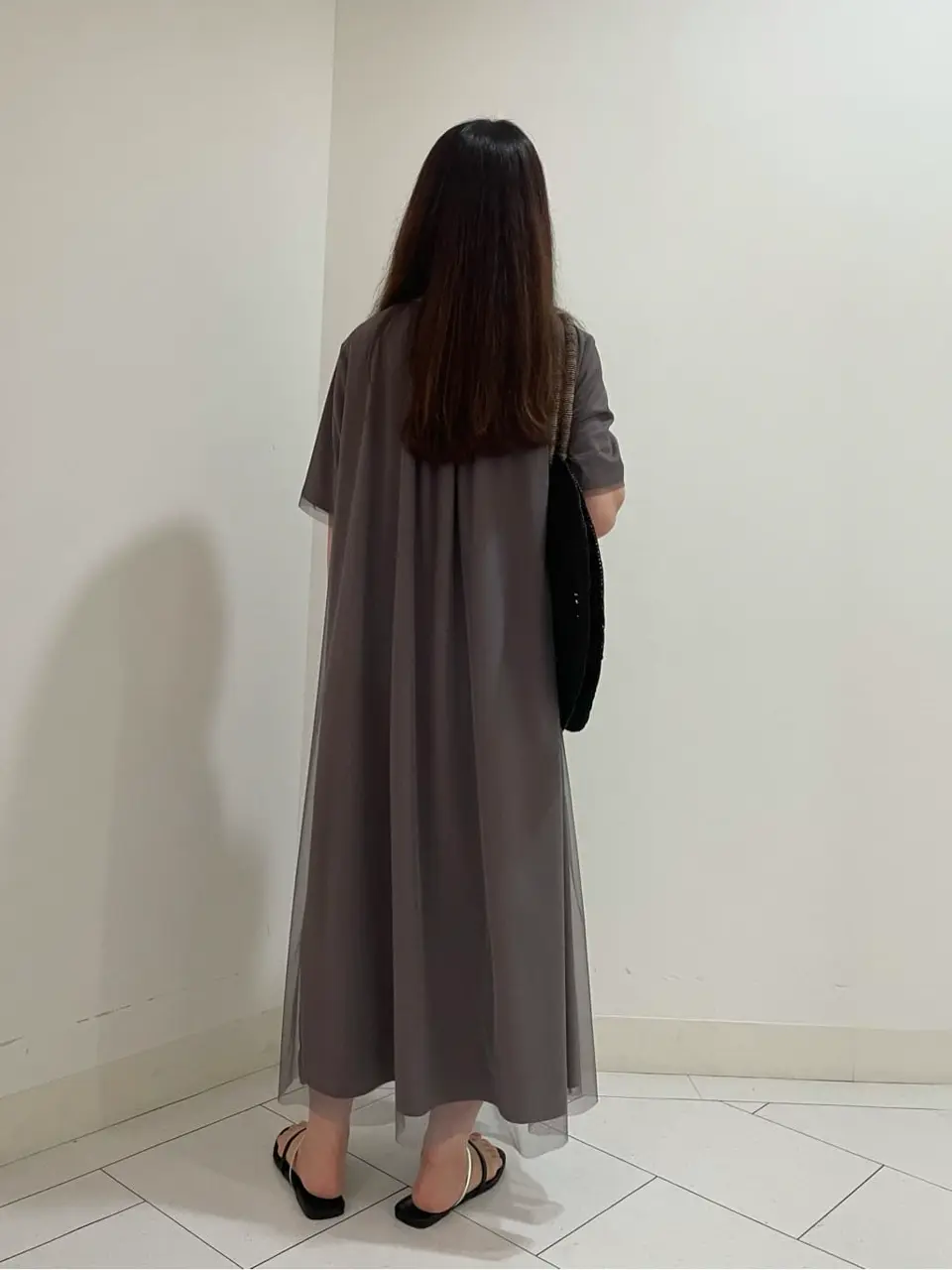 自由区 L スタッフ コーディネート画像