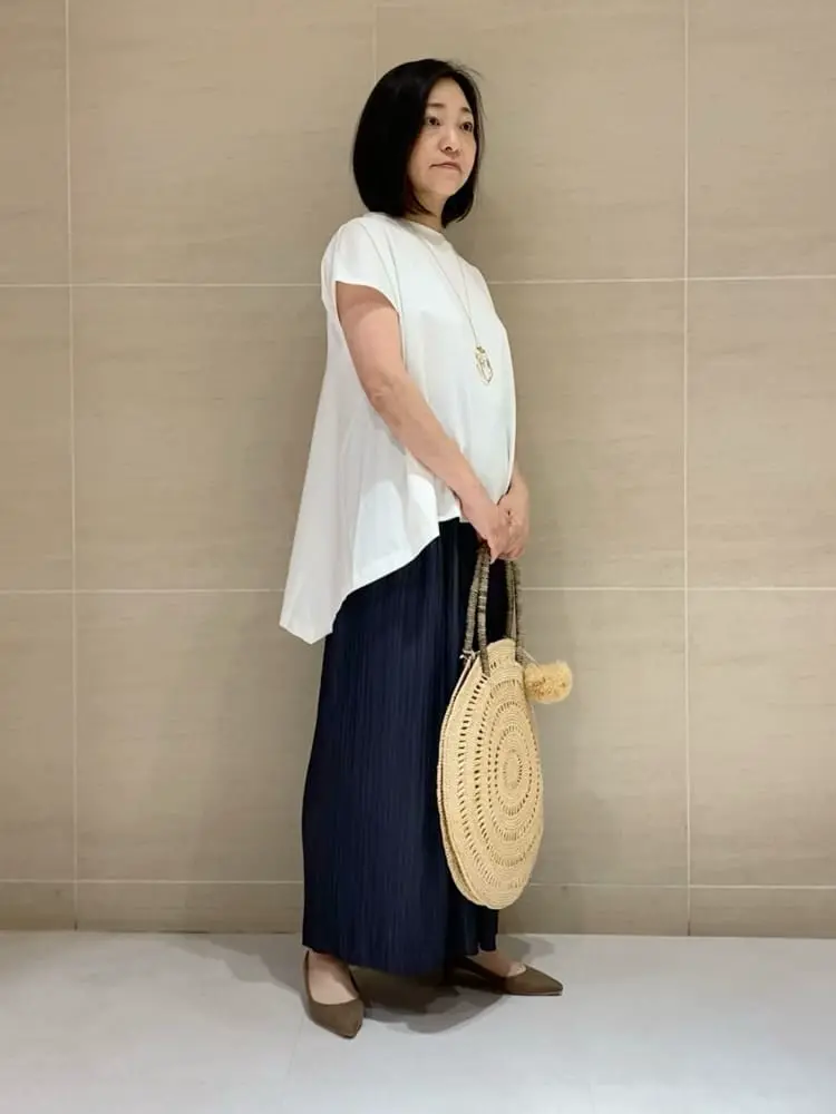 自由区 L 中島 コーディネート画像