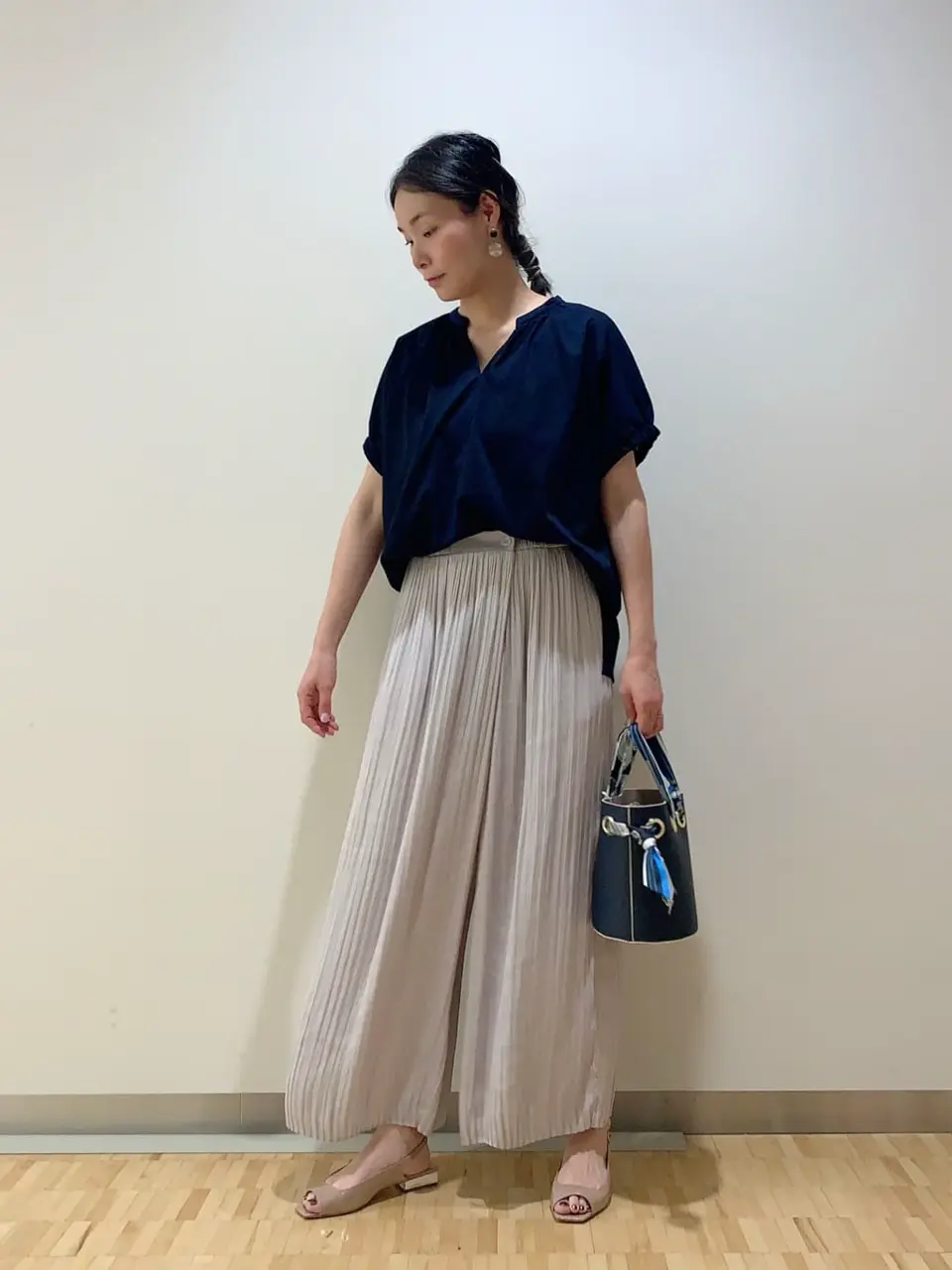 自由区 L 河野 コーディネート画像