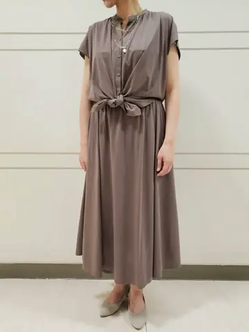 自由区 L スタッフ コーディネート画像