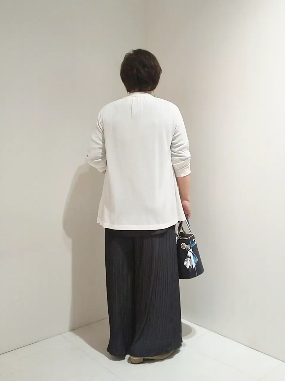 自由区 L 中村 コーディネート画像