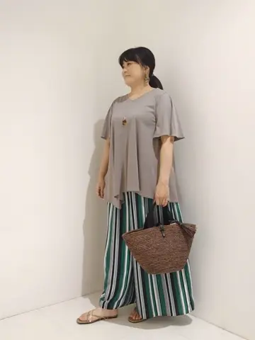 自由区 L 山村 コーディネート画像