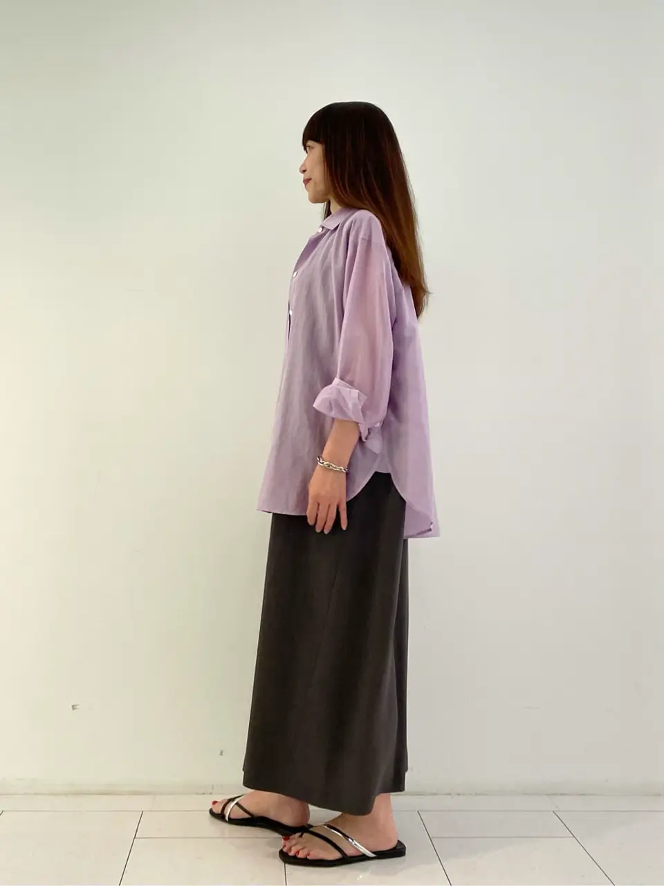 自由区 L スタッフ コーディネート画像