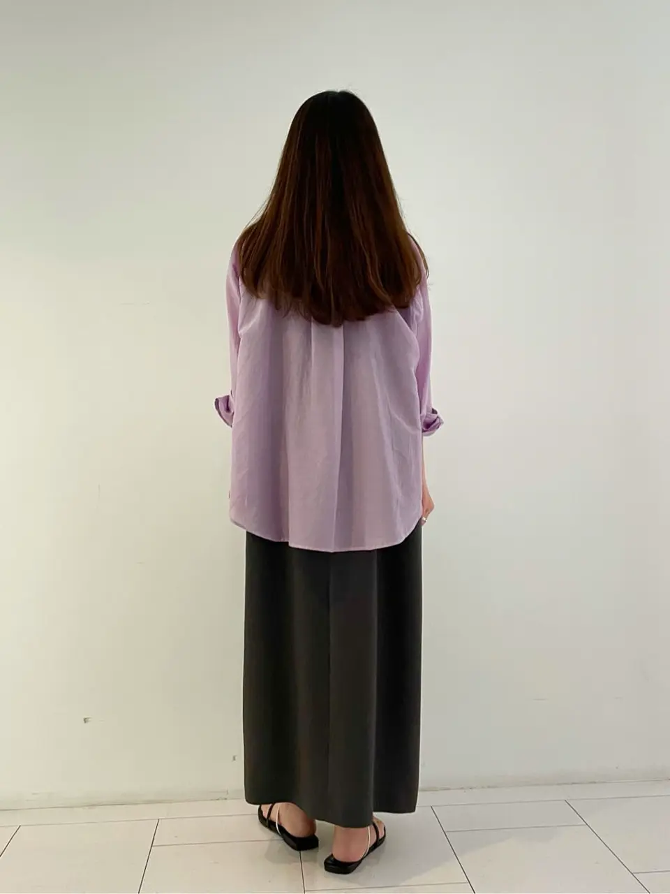 自由区 L スタッフ コーディネート画像