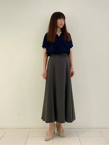 自由区 L スタッフ コーディネート画像