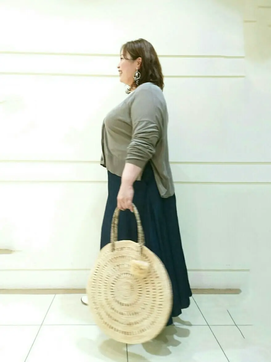 自由区 L 藤原 コーディネート画像